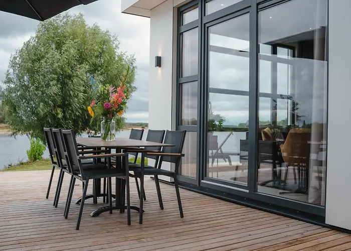 House In Arnhem With Rhine Views Maurik