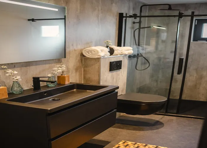 Dom wakacyjny House In Arnhem With Rhine Views *